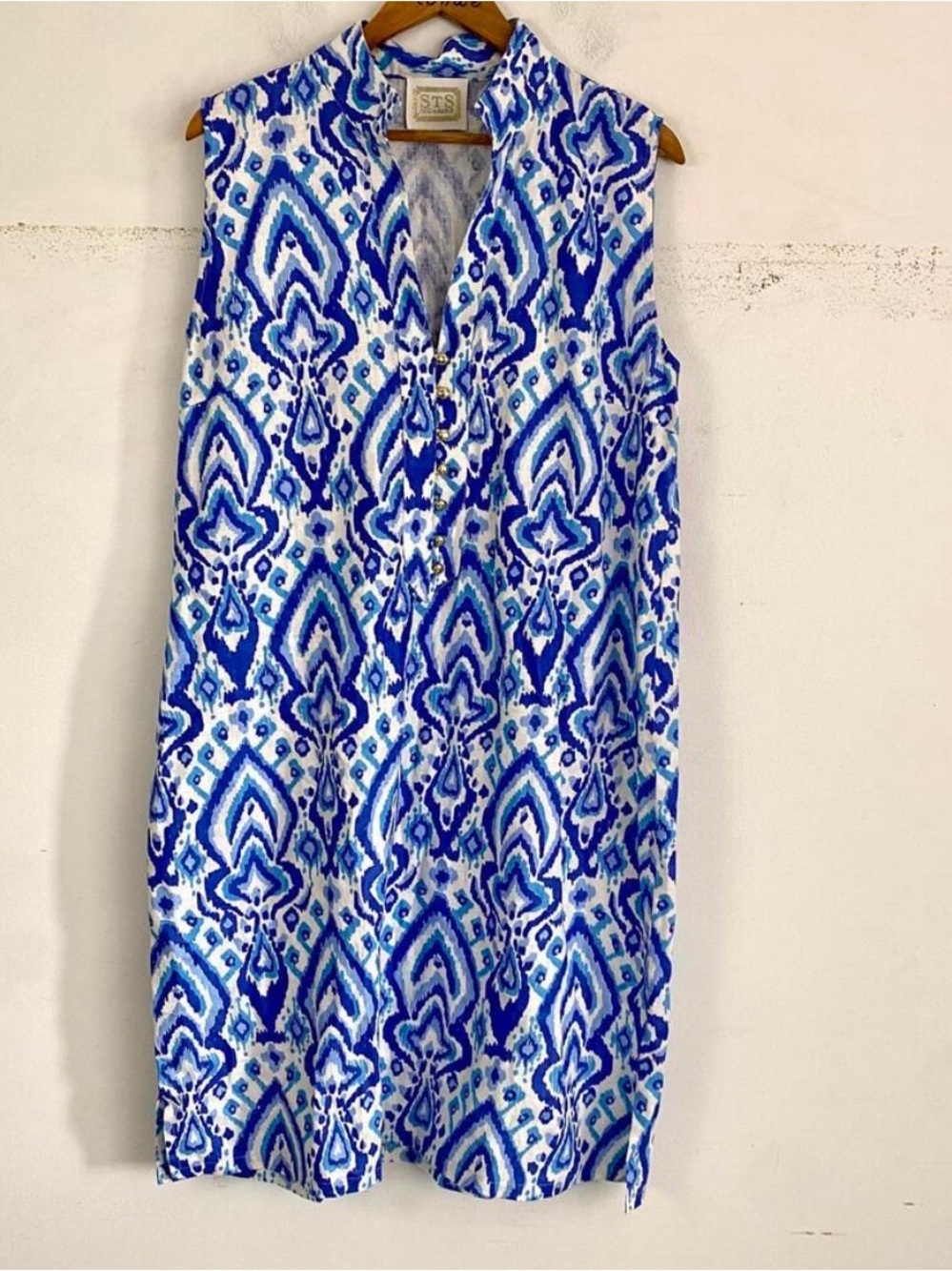 STS Blue & White Sleeveless Ikat Shift Dress